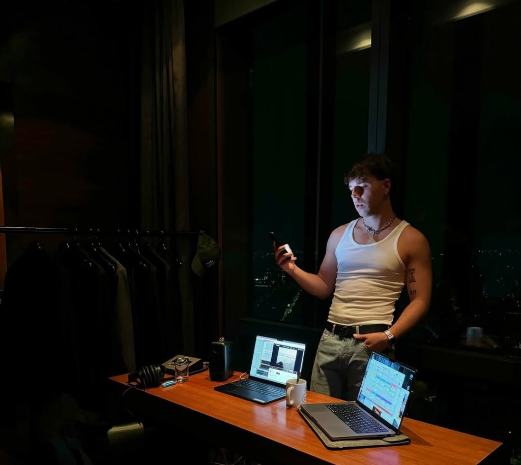 Quevedo: La Decisión de Pausar su Carrera y Volver a&nbsp;Encontrarse