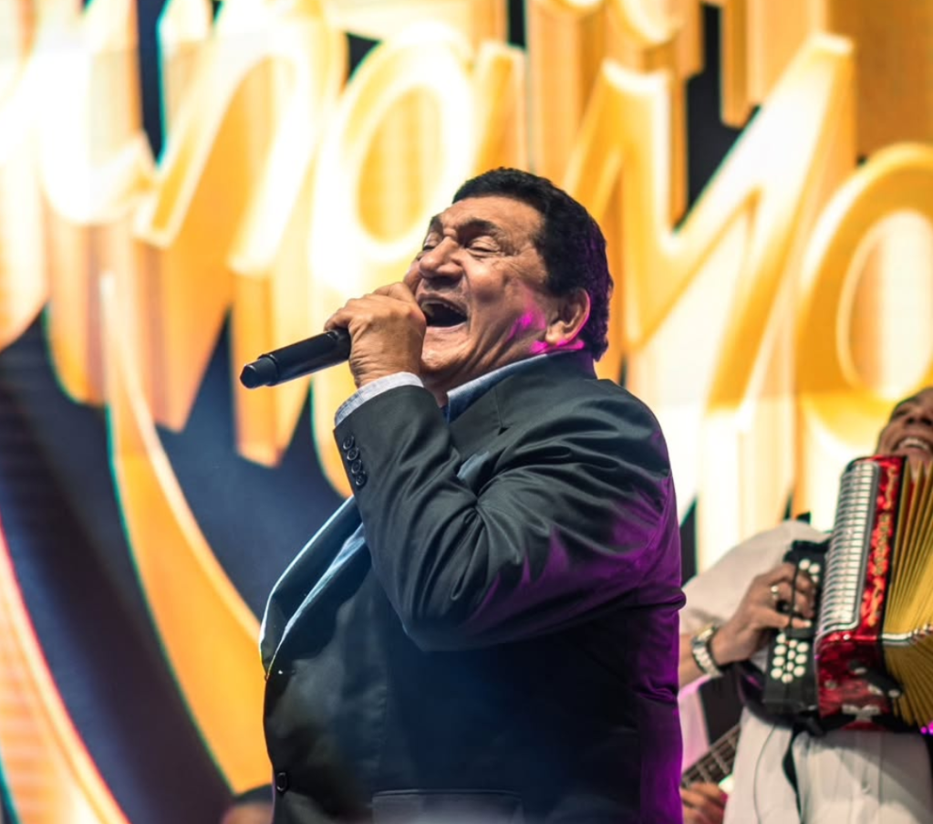«Poncho Zuleta desmiente su retiro: ¡’Hay Poncho pa’ rato’ y seguirá cantando por mucho&nbsp;más!»