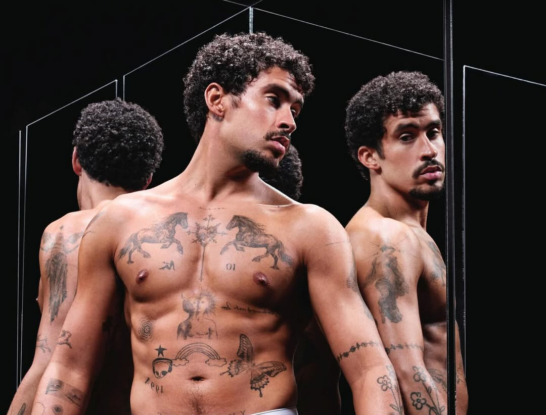 Bad Bunny prende fuego a las redes con su sexy colaboración con Calvin Klein
