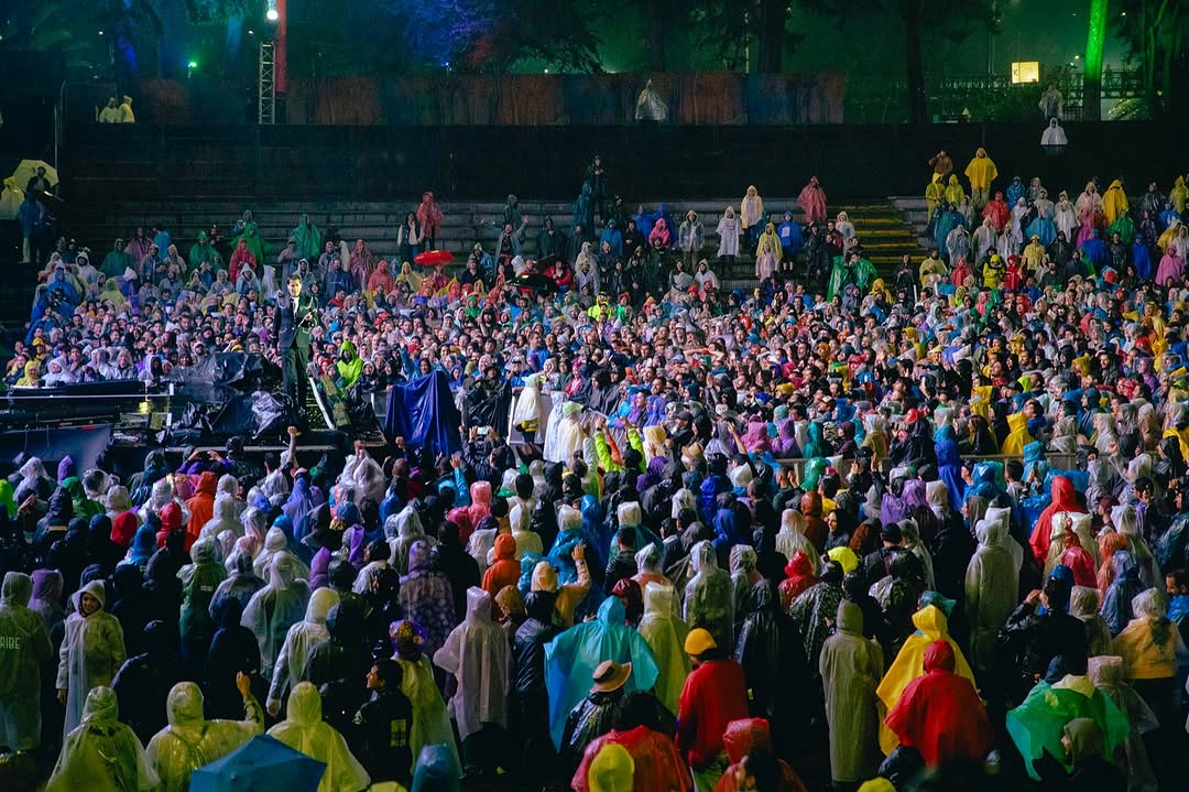 Tormenta sacude el Festival Estéreo Picnic 2025 y suspende shows en Bogotá