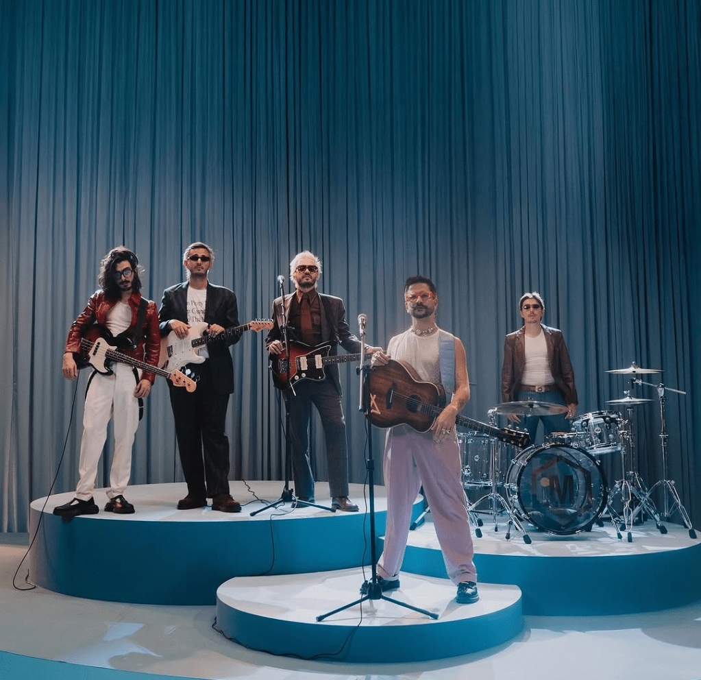 Morat y Camilo conquistan con ‘Me Toca a Mí’, un himno al amor no&nbsp;correspondido