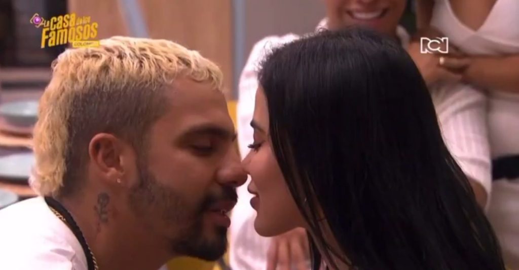 Tensión amorosa en La Casa de los Famosos: Karina confiesa su atracción por Altafulla y busca la aprobación de&nbsp;Melissa