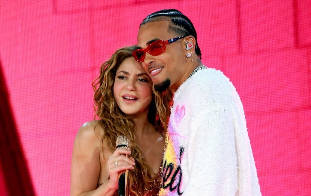 Shakira y Ozuna incendian el MetLife Stadium con un dueto explosivo