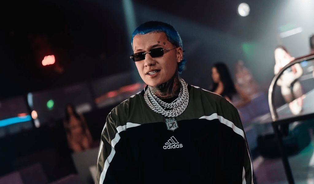 Blessd estrena ‘Trinidad Bendita’, un homenaje urbano a sus raíces en&nbsp;Medellín