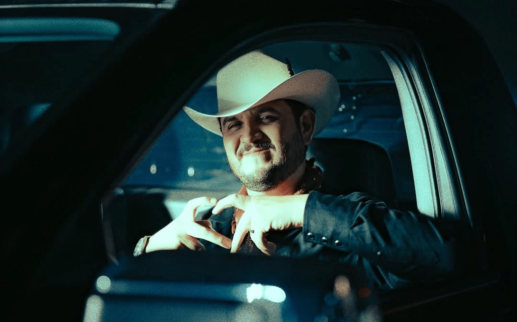 Edén Muñoz celebra 20 años de carrera con su nuevo álbum «Piedras a la&nbsp;Luna»