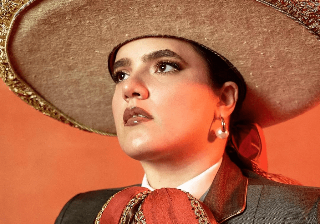 Camila Fernández profundiza en el desamor en su nuevo álbum ‘La Fernández’