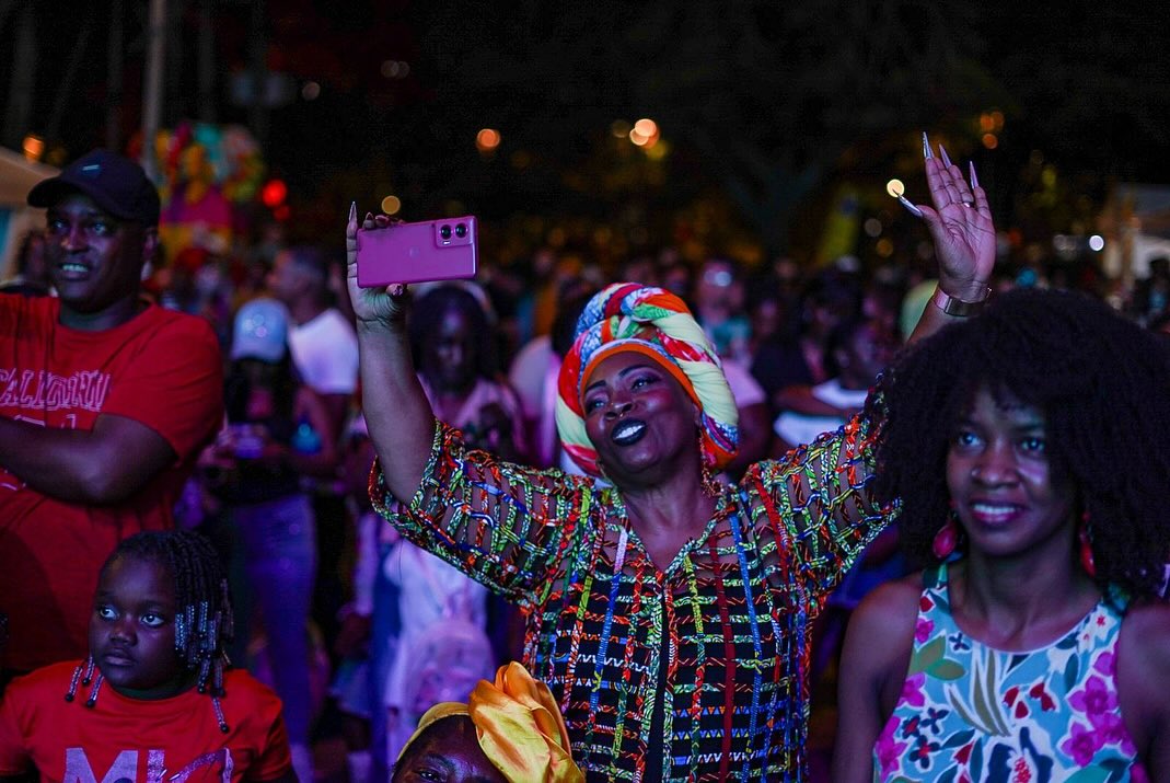 Críticas de exclusión marcan el inicio del Festival Petronio Álvarez