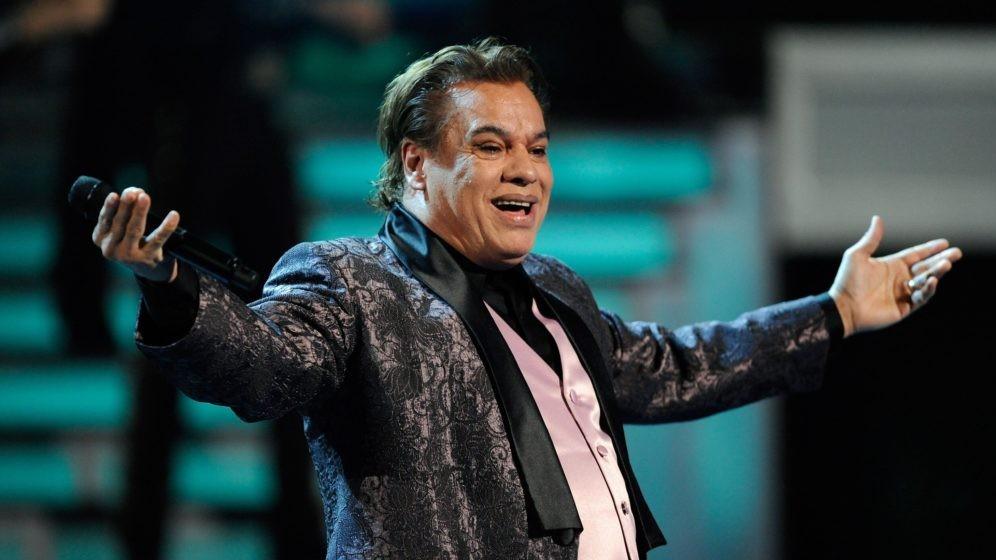 Netflix anuncia un documental inédito de Juan Gabriel, ‘Debo, Puedo y Quiero’