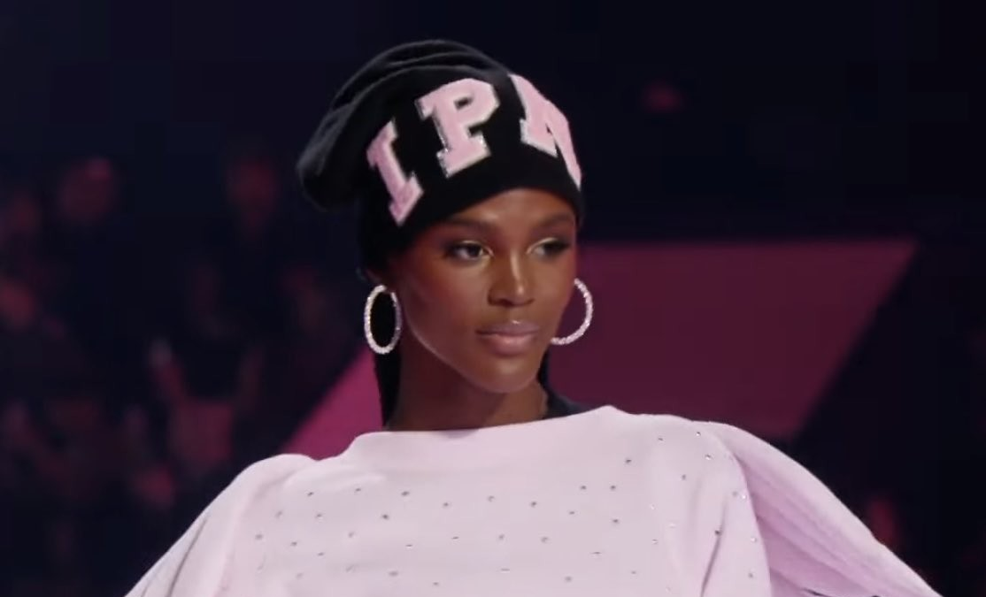 Así fue la presentación de Valentina Castro: la primera colombiana en desfilar en Victoria’s Secret