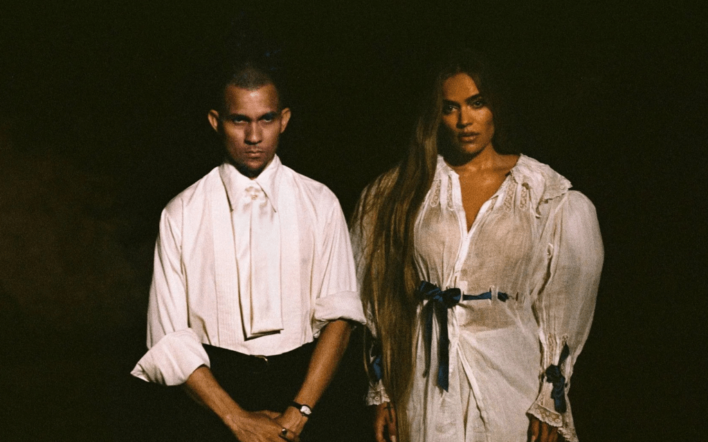 Karol G y Tainy lanzan Única, una pieza que explora los amores que perduran en el&nbsp;tiempo