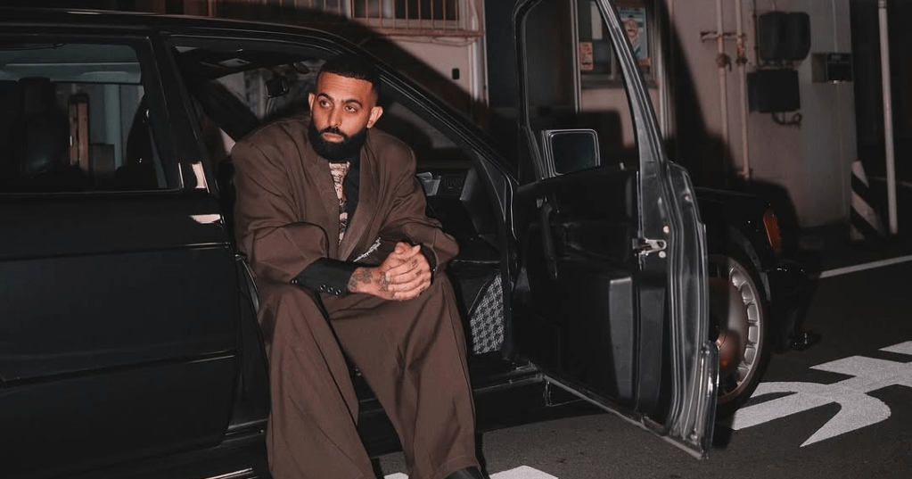 Eladio Carrión sorprende con «Buenos Días» su trap más&nbsp;introspectivo