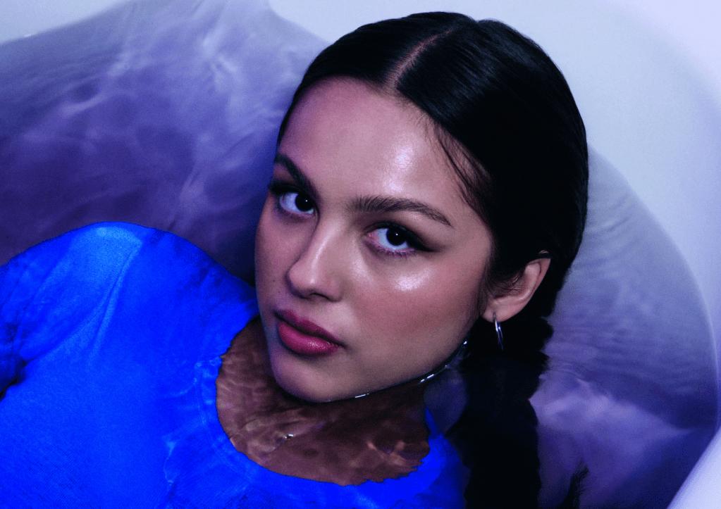 Saturday Night Live recibe a Olivia Rodrigo para calentar el estreno de su nuevo&nbsp;álbum